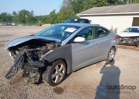 2013 Hyundai Elantra Gls z USA, uszkodzony, nr VIN 5NPDH4AE6DH355159